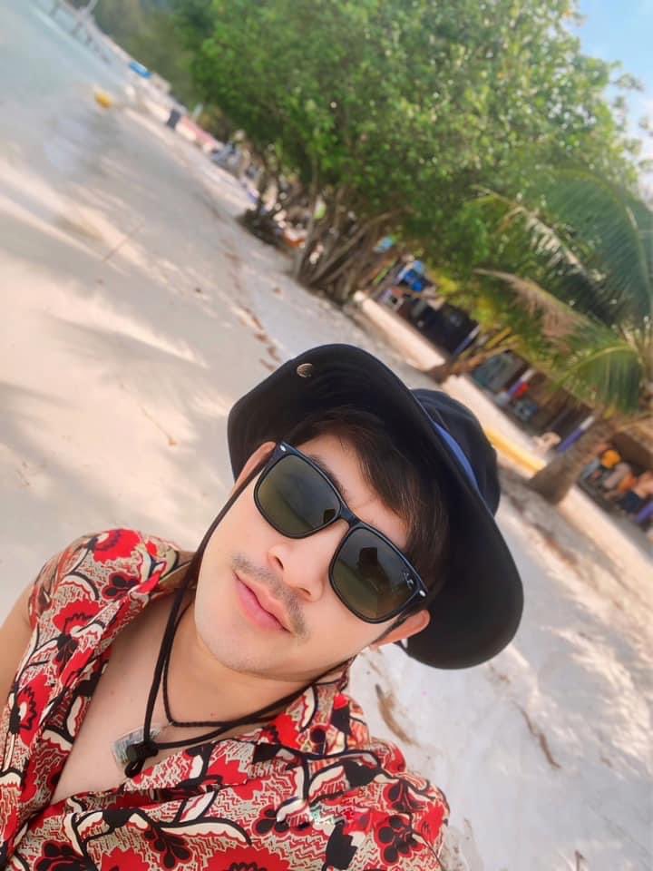 VanDen091288's tweet photo. ชวนมาเที่ยวชายทะเลกัมพูชาครับ มาๆ เดี๋ยวผมพาเที่ยวเองครับ https://t.co/h3tohIiLhR