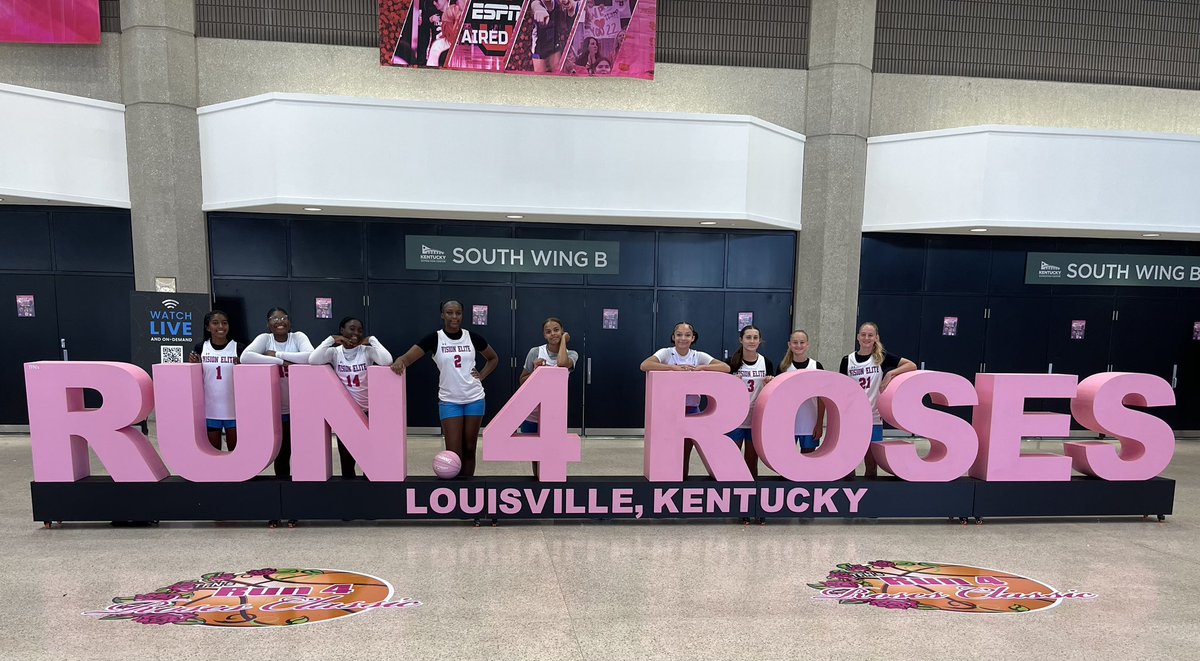 MeganMosby07's tweet photo. Run for the Roses!!🌹🩷🩵@TFNsRun4Roses @LadyVisionHoops https://t.co/liFZPYY2Hs