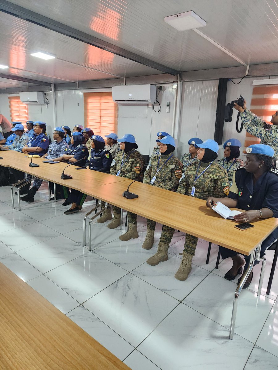 "Je vous encourage à postuler aux différents postes de responsabilité et nous étudierons  vos recommandations "dixit le Police Adviser au cours de sa rencontre avec le réseau des femmes de la <a href="/UNPOL/">United Nations Police</a> <a href="/MONUSCO/">MONUSCO</a> .