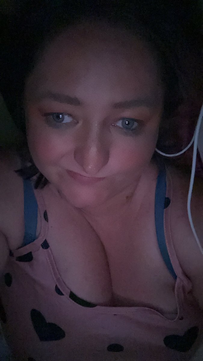 stacemcw's tweet photo. End of the night selfie at 4 am 🤣🤯
The end to a marvellous 2 weeks annual leave ❤️
#hungover #backtoworktomorrow https://t.co/8KnGDsZM6P