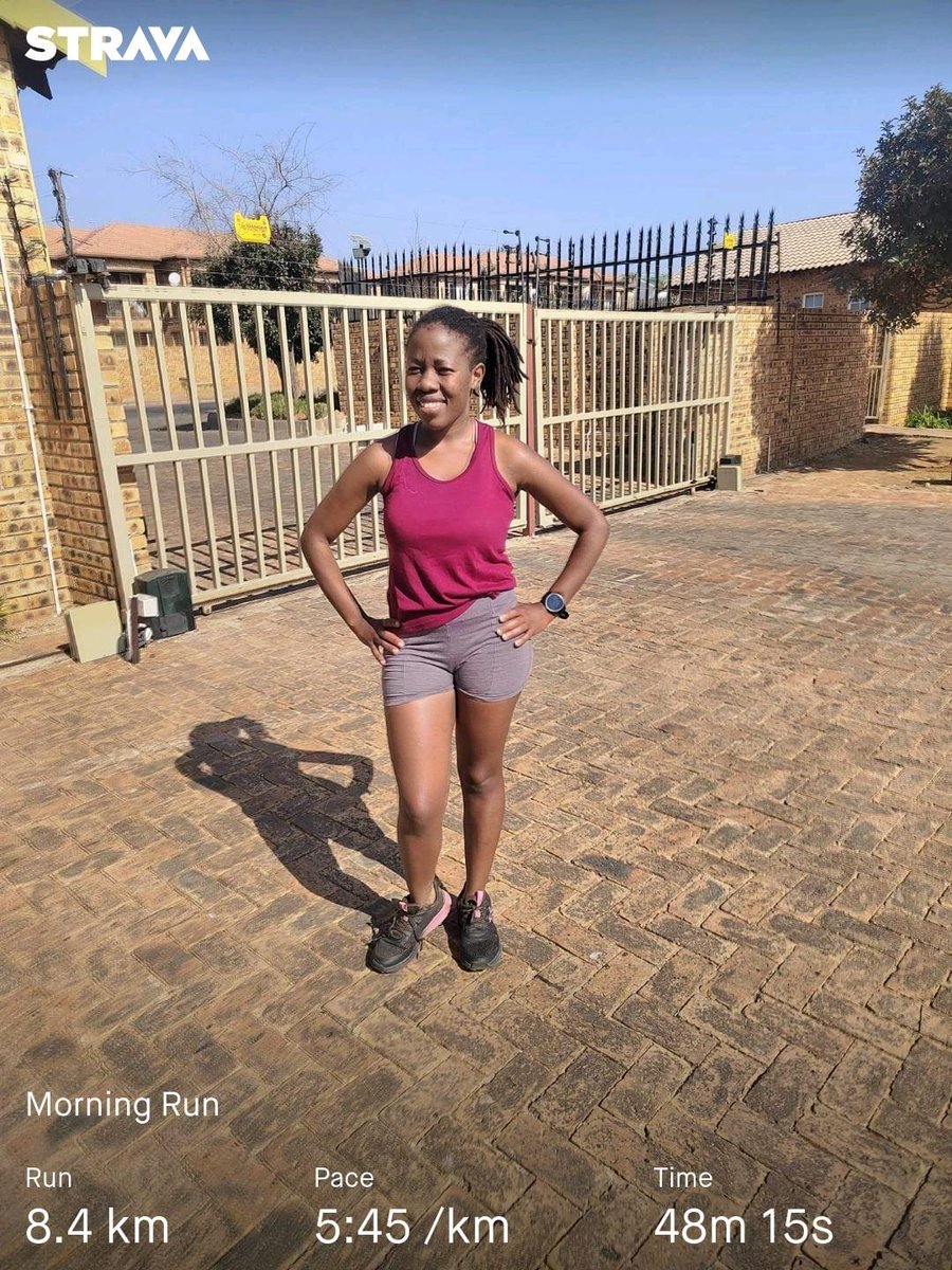 LeMiSho2025's tweet photo. Sand, gravel and grass... With a touch of sunshine.

Therapeutic. Nice and easy. 

#TrapnLos
#FetchYourBody2024
#RunningWithTumiSole
#MorviteGang
#RunningTeacher https://t.co/9M1ZuC3W8k