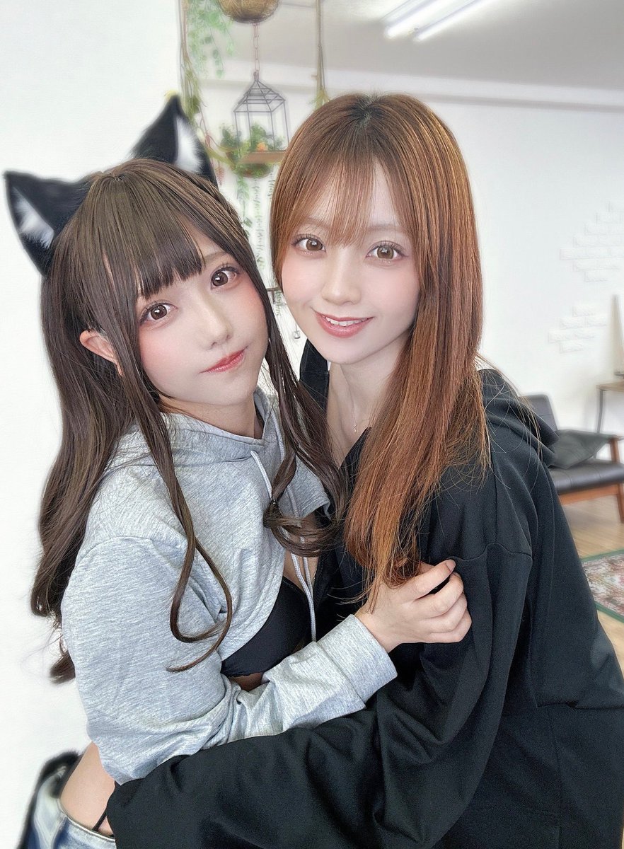 遅ばせながら、、、

東京で数年ぶりに秋山さんと撮影会でした💕

私が6年前？初めて撮影会に出た時ご一緒させて頂いて
ド緊張してる中優しく話してくれ、その日から秋山さんは女神、、と言い続けてたんですが、変わらず可愛くて女神でした😭🫶

秋山さんのような素敵な女性になりたいです(道は険しい) https://t.co/9XgHomlEaP