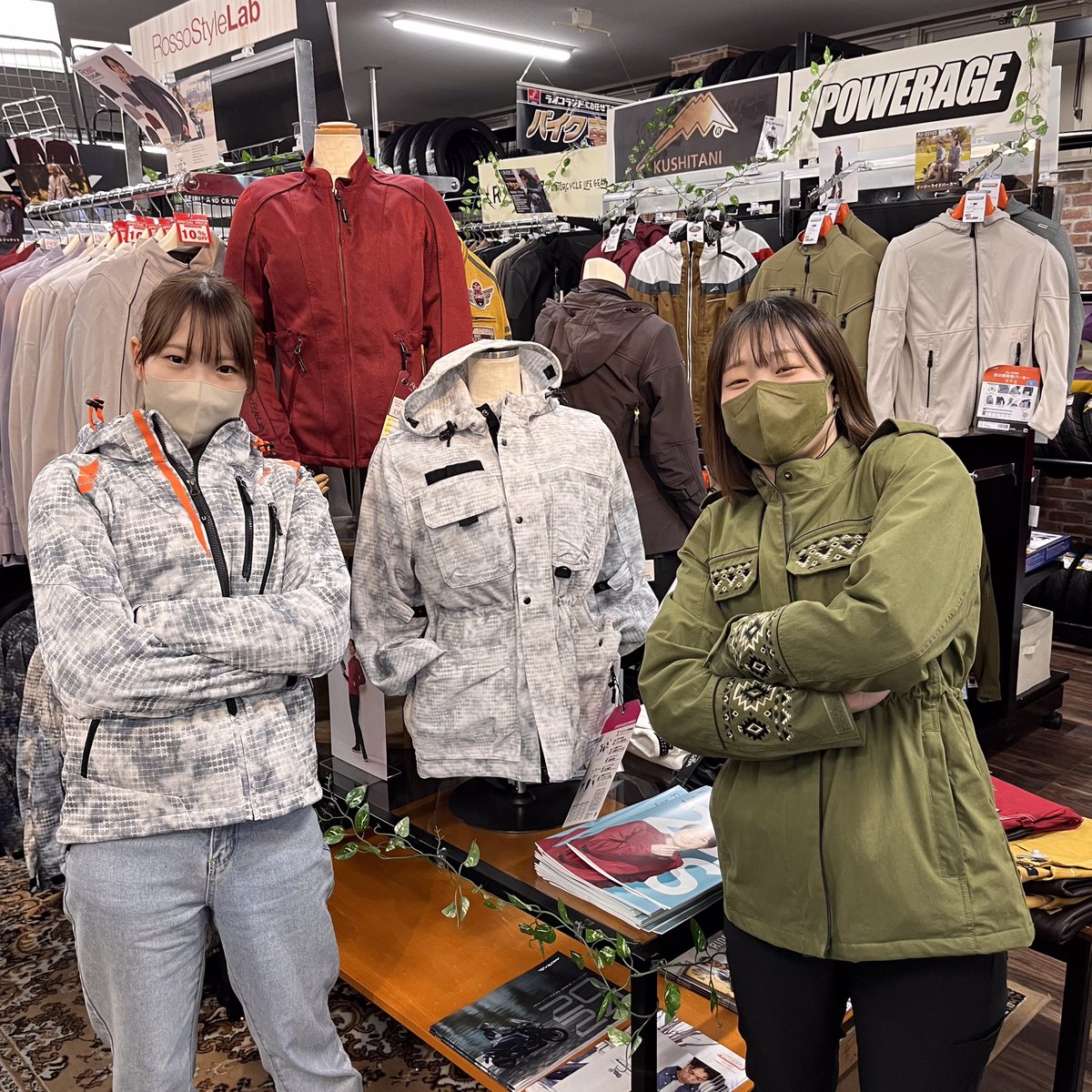 RicoHimeji's tweet photo. 【明日まで❗️】
J-AMBLE販売イベント
~ROSSO STYLE LAB & urbamism ~
普段当店に置いていない商品を明日までの限定で置いております❗️
気になる方は是非🍒
#JAMBLE #ジェイアンブル #ROSSOSTYLELAB #ロッソスタイルラボ #urbamism #アーバニズム #ライコランド #ライコランド姫路 #バイク女子
#免税 https://t.co/8kYQn9fhEH