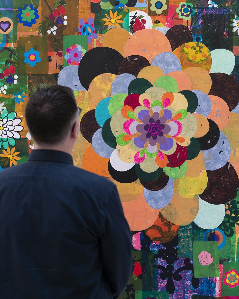 _WhiteCube's tweet photo. 🌺 #BeatrizMilhazes’s ‘Maresias’ is on view at @Tate St Ives until 29 September 2024.

Inspired by Rio de Janeiro’s coastal environment, ‘Maresias’ – meaning ‘salty sea breeze’ in Portuguese – highlights the central role of nature in the artist’s practice. 

🔗 Read the artist’s interview in the summer issue of Tate Etc. Magazine: https://t.co/V0GBoAe7du

Images: ‘Beatriz Milhazes: Maresias’, Tate St Ives 2024 © Tate (Jai Monaghan).

#TateStIves #ContemporaryPainting #Tate