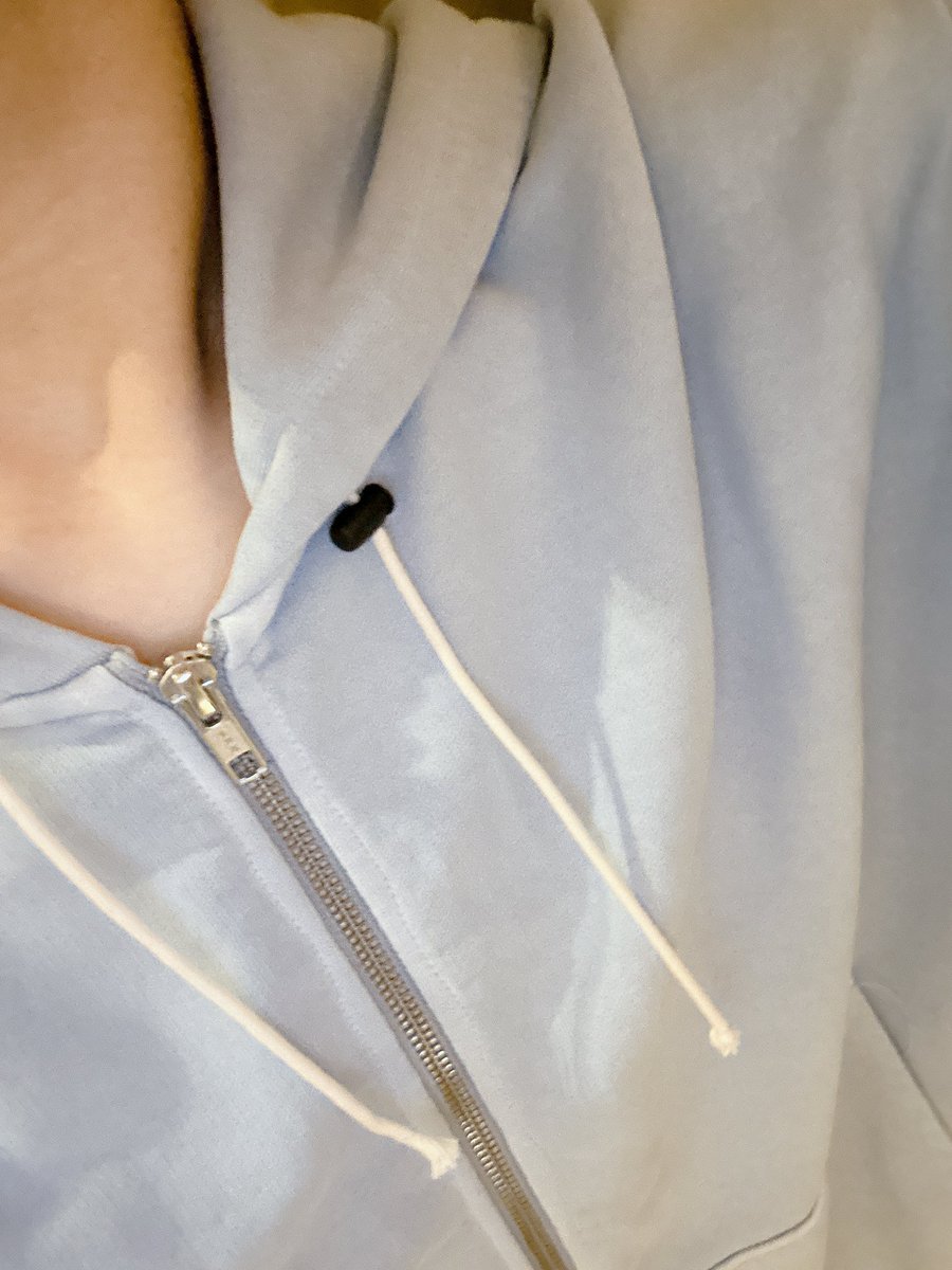 _skrrrr__'s tweet photo. 모두 저녁은 드셨나요? 🤭
깅들 맛저하세여 〰️〰️
식사 하신 깅들은 저랑 수다 떨어요 ••• https://t.co/mBvRIsZXhp