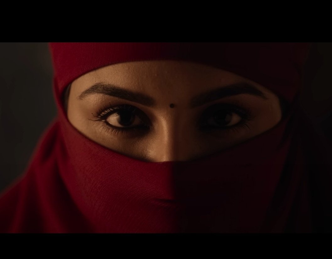 Karthik79956315's tweet photo. THREAD FOR UNDERATED INDIAN MYSTERY THRILLER MOVIES - 1 🧵 https://t.co/wlH0tBIeyc