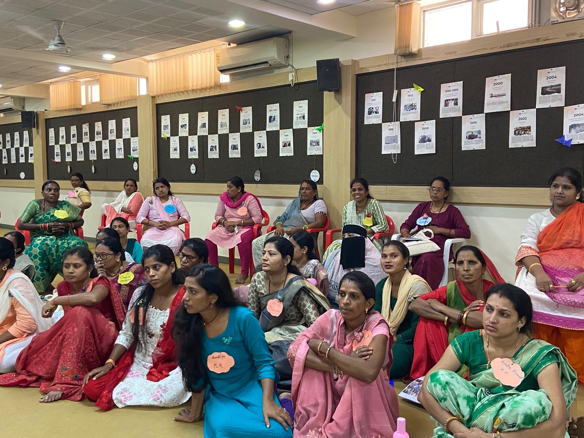 isd2047's tweet image. Day 2 of #SheRepresents is in full swing! After a vibrant morning circle, we kicked off with an insightful revision of the 6 Capital session.  Next, our cohorts delved into the intricacies of the Constitution session, followed by an engaging debate session.