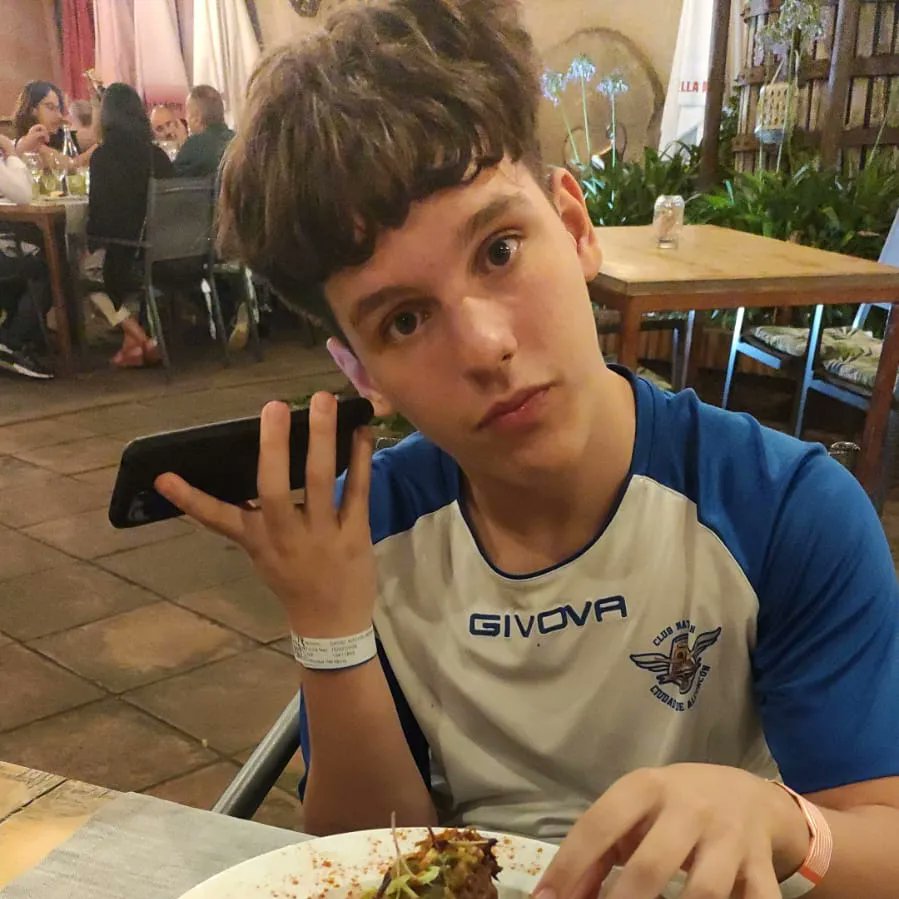 Ciudad_Alcorcon's tweet photo. CTO DE ESPAÑA CADETE MASCULINO 

Termina nuestro Cto🇪🇸para nuestro Cadete🇪🇸en el 17º
Dos partidos finales 👍👍 @ClubWPCastello  @waterpolopontevedra 

Pronta recuperación para David Arcos lesionado en un lance en el último partido🥰

Urbión 
@dragonoriental2
@M2MSistemas
Rhouse https://t.co/JdTqh7M9B5