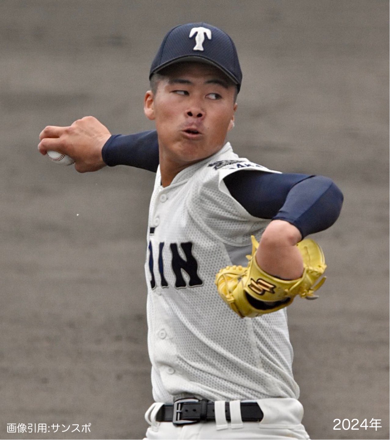 大阪桐蔭　野球　ユニフォーム　帽子　ストッキング三点セット Amazon.co.jp: 大阪桐蔭 ユニフォーム ストッキング 試合用