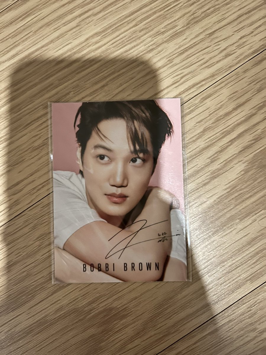 willis_99_'s tweet photo. 엑소 카이 바비브라운 사인포카 양도합니다.
배송비 포함 0.5 https://t.co/SDJ0XYUmSj