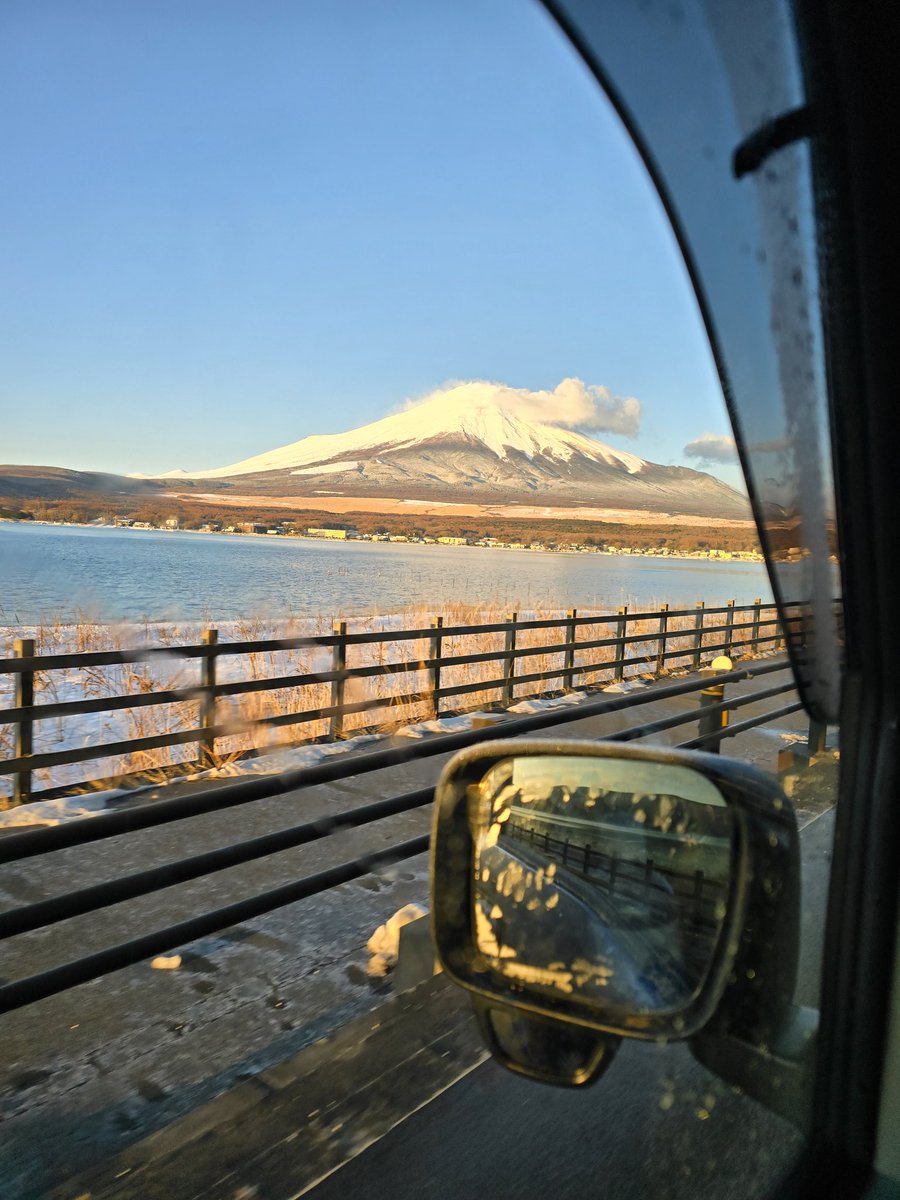 Lasttune2's tweet photo. Also go and rent a camper in Japan if you can. The rail pass era is truly over. Rather do it april than march though ☃️😂❤️ https://t.co/oVMKJIJxIQ