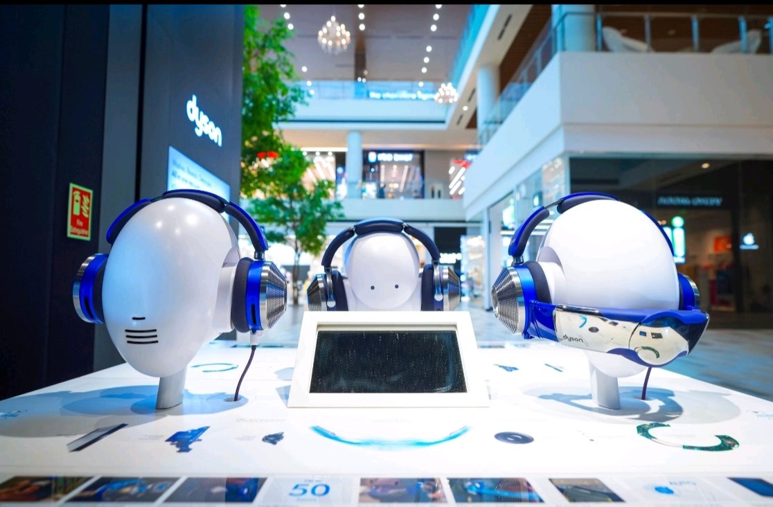 lucknow_index's tweet photo. #StoreAlert 📢📢

Lucknow 

Dyson opens its touch &amp; feel store in Lulu Mall, Lucknow 

In North India, Lucknow is the 2nd City after NCR, where Dyson chose to open its store.

Dyson Store has its presence in NCR, Mumbai, Bangalore, Hyderabad, Chennai, Pune &amp; Kolkata https://t.co/nIWi1ENlnJ
