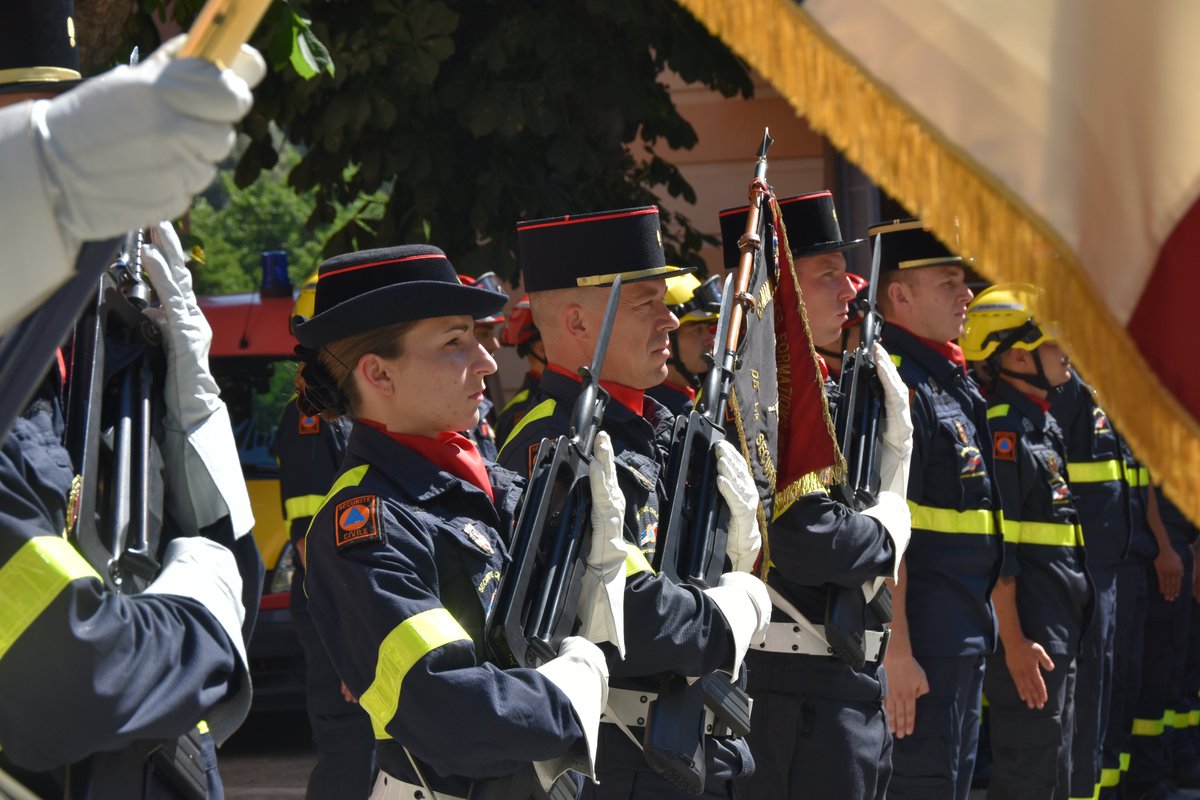 UIISC5CORTE's tweet image. #14Juillet2024 fête Nationale à @VilleCorti, cérémonie présidée par le LCL DRENNE, chef de corps de l&apos;#UIISC5 #FiersDeNosSoldats  @Gendarmerie @sis_2b @FXceccoli @uiisc1 @Uiisc7 @SecCivileFrance @emia_tn @Prefet2B
