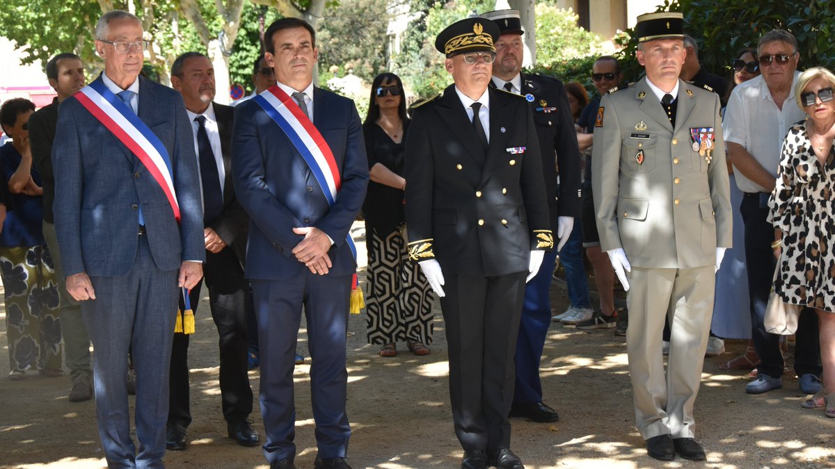 UIISC5CORTE's tweet image. #14Juillet2024 fête Nationale à @VilleCorti, cérémonie présidée par le LCL DRENNE, chef de corps de l&apos;#UIISC5 #FiersDeNosSoldats  @Gendarmerie @sis_2b @FXceccoli @uiisc1 @Uiisc7 @SecCivileFrance @emia_tn @Prefet2B