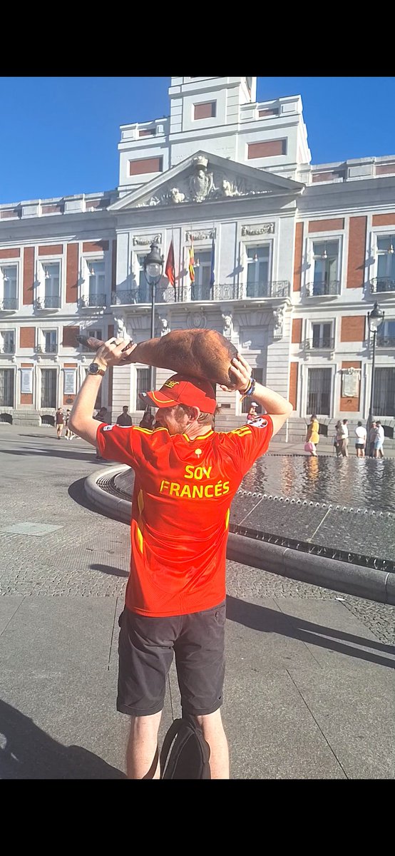 Principitooo84's tweet photo. Listo para la final @Ma_WuKong 😁🍗🇪🇦
¡¡VAMOS ESPAÑA!! 🇪🇦🇪🇦🇪🇦🇪🇦🇪🇦

#EURO2024 #Final #VamosEspaña #SoyFrancés https://t.co/s2tZXub46B