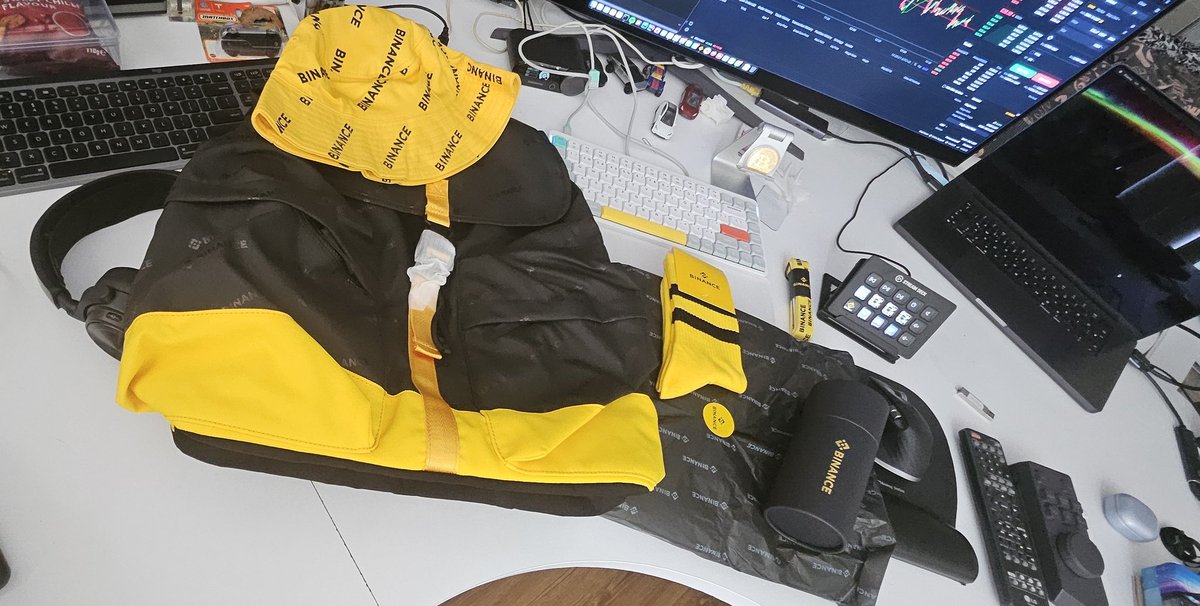 Murat Hoşver (@hardc0der) on Twitter photo Bu degerli hediyeler icin cok tesekkur ederim Binance, bu vesileyle birlikte gecirdigimiz 7. Yılımız tekrar kutlu olsun 🤗 <a href="/binance/">Binance</a> <a href="/Binance_Turkish/">Binance Türkiye Destek</a> <a href="/AllinBNB/">Stuart 🔶 BNB</a> Bu degerli hediyeler icin cok tesekkur ederim Binance, bu vesileyle birlikte gecirdigimiz 7. Yılımız tekrar kutlu olsun 🤗 <a href="/binance/">Binance</a> <a href="/Binance_Turkish/">Binance Türkiye Destek</a> <a href="/AllinBNB/">Stuart 🔶 BNB</a>
