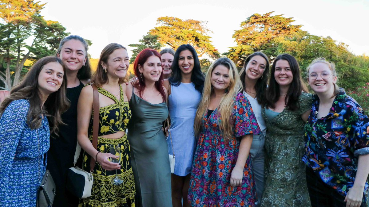 Alumni at St Julian's School tweet media