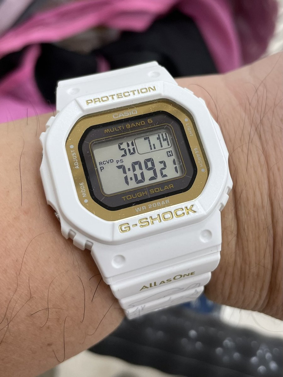 tokei_lover's tweet photo. イルクジGショックで夕飯の買い物
#BabyG
#GMDW5601K7JR
#GShock #gshockfrogman
#casio #casiofrogman
#イルクジ30周年
#gショック https://t.co/MDI95ciQwK