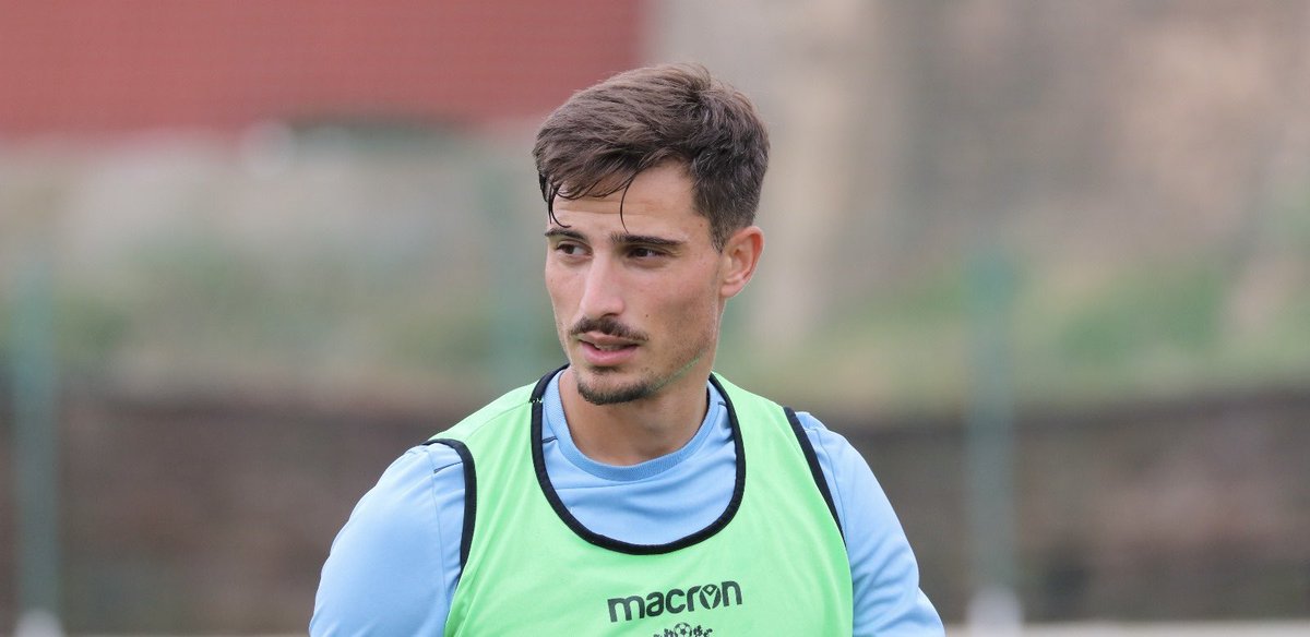 Hola fútbol, como te he echado de menos.. , aquí estamos de nuevo, preparado y motivado, con todo 👀😏