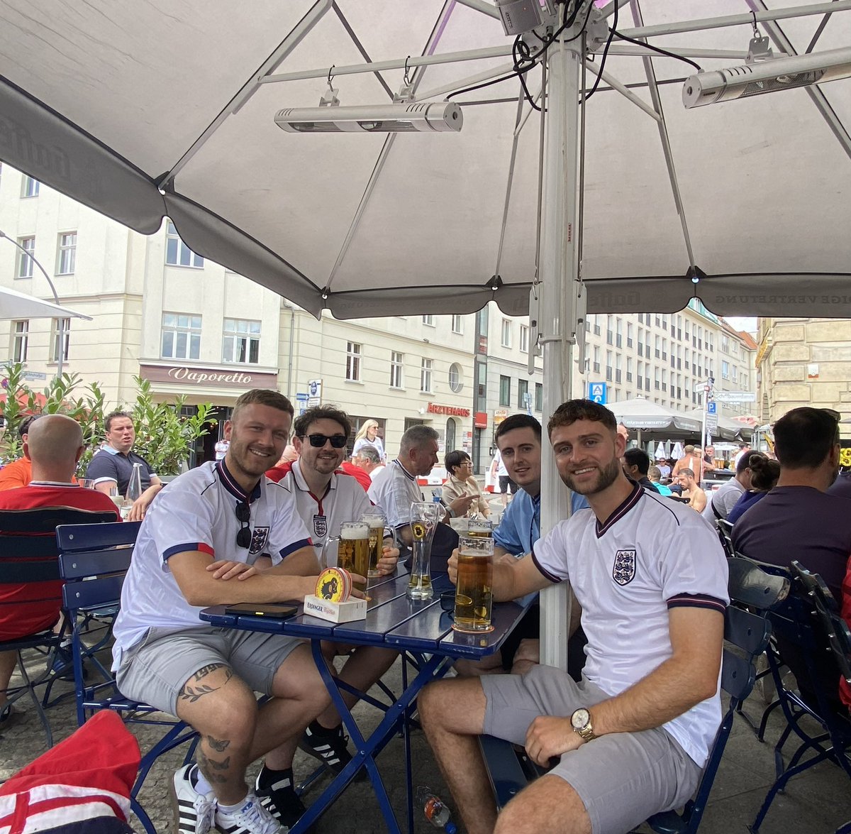 🏴󠁧󠁢󠁥󠁮󠁧󠁿📍Berlin