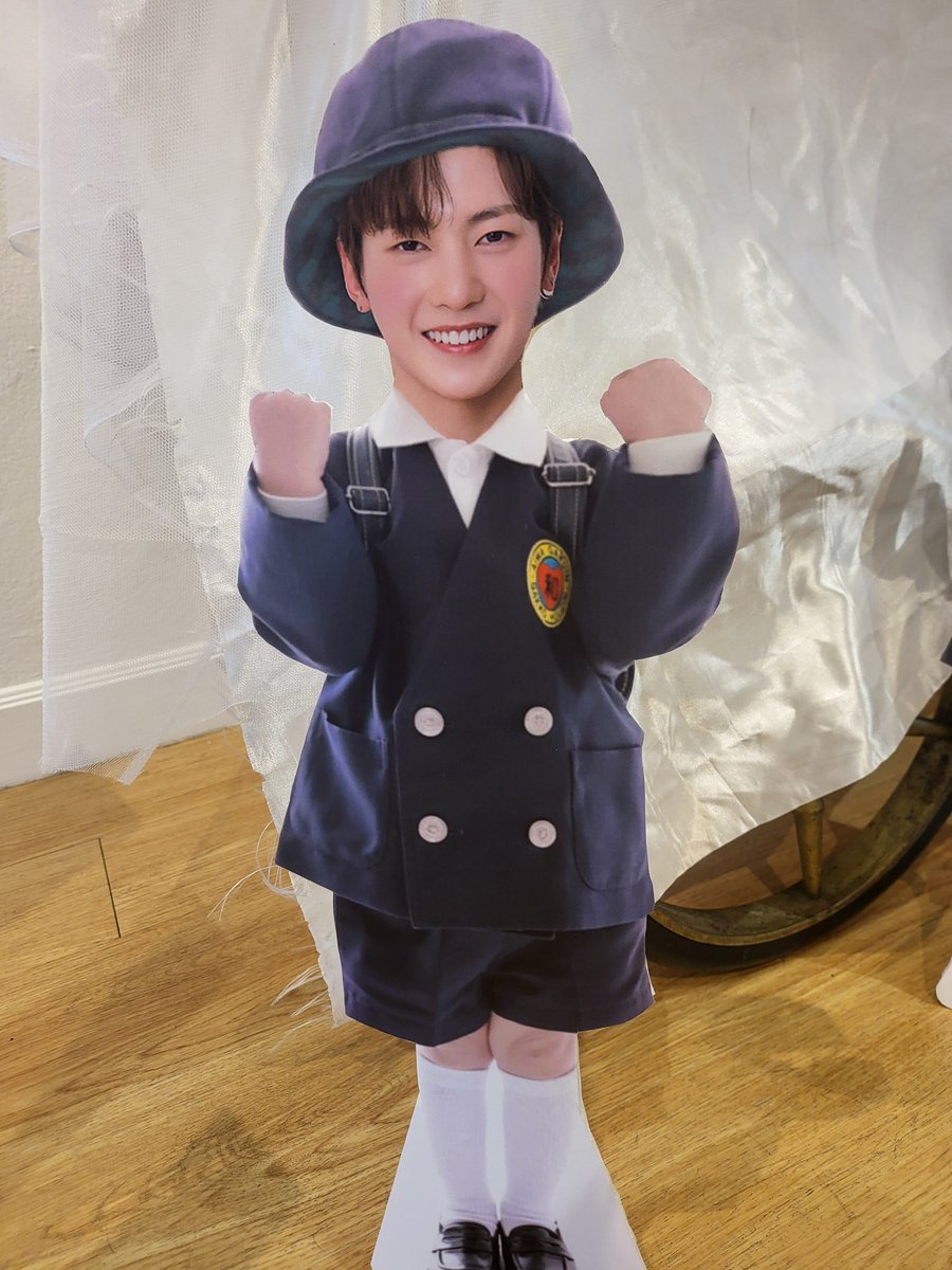 kikkukkukkik's tweet photo. มาเกือบไม่ทันแล้วว น่ารักมากเลยคะ #ZB1PathwayToGarden https://t.co/r3eNIBggDf