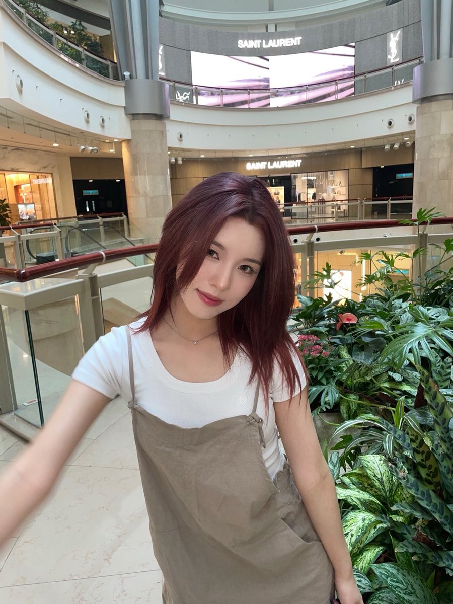 WOOAH_HM's tweet photo. [#루시]
🤍💚

#WOOAH #우아 #LUCY https://t.co/TwbAuJkVbx