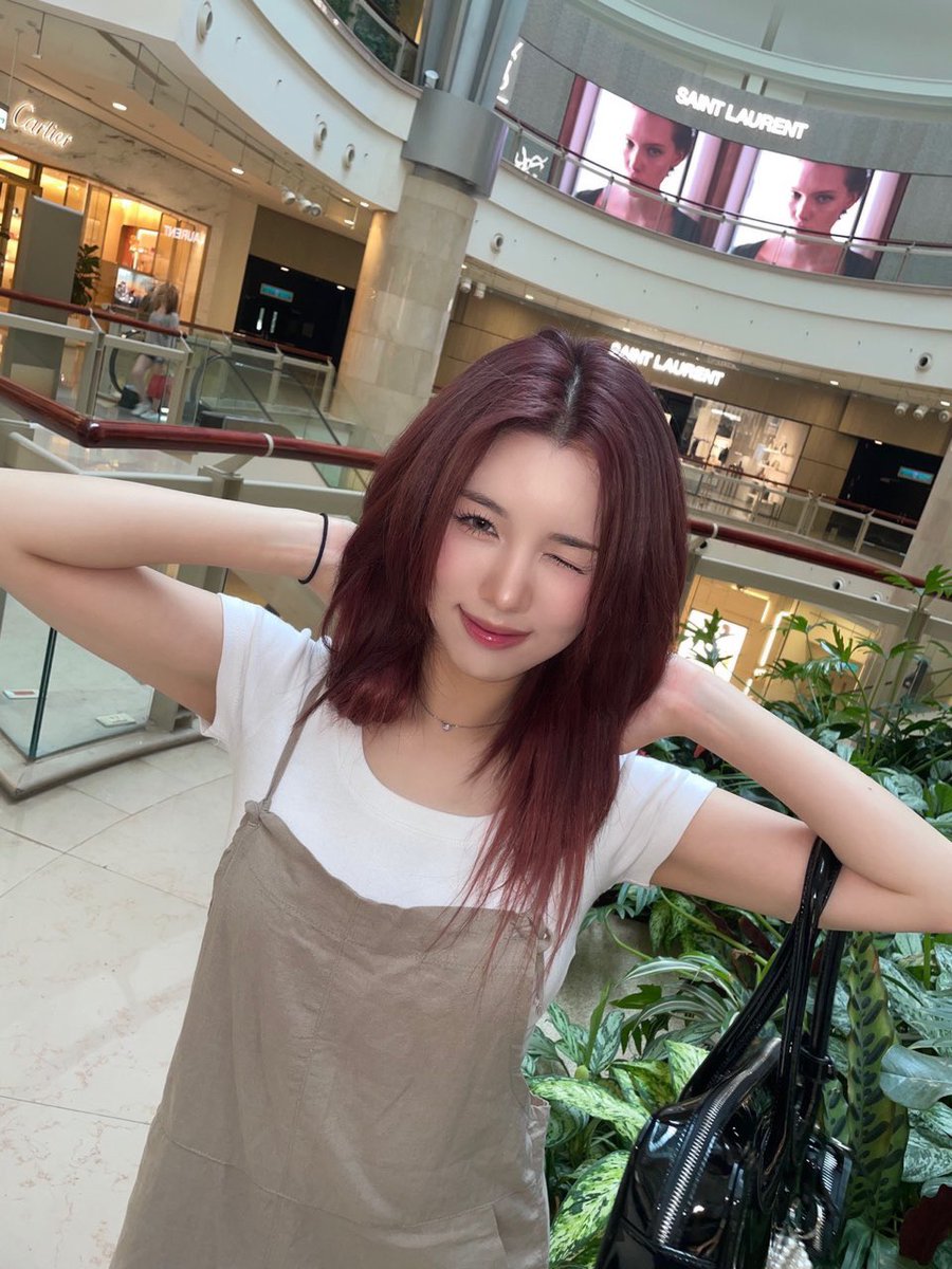 WOOAH_HM's tweet photo. [#루시]
🤍💚

#WOOAH #우아 #LUCY https://t.co/TwbAuJkVbx