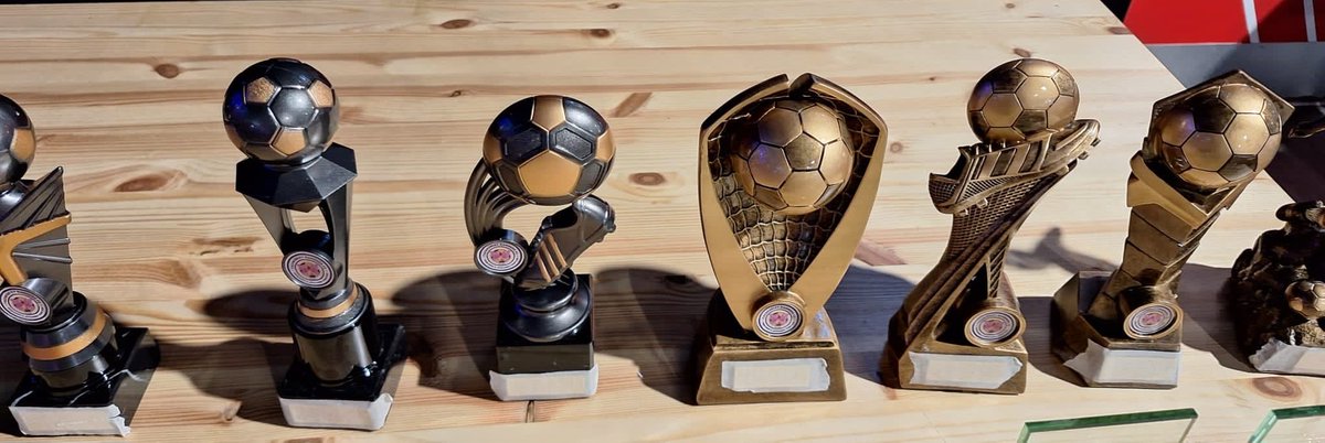 Huge thanks to <a href="/ninjawarrioruk/">Ninja Warrior UK</a> Liverpool for hosting our presentation kids had an amazing time and thanks to <a href="/trophiesforall/">Trophies for All</a>  for providing amazing trophies for all our kids. 2 week break then back at it building towards winter league in the <a href="/_MYFL/">Merseyside Youth Football League ⚽️</a> .