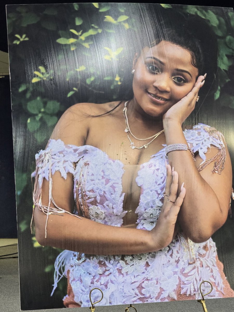 Kenny_T_Kunene's tweet photo. A drunk illegal immigrant took lives of 2 young people in NC. He hit a 16year old n tried to run but he plunged into a minibus taxi carrying Patriotic Youth Alliance leaders. The 19 yr old NC Youth secretary, Mikayla Booysen lost her life.May her soul rest in peace. #Abahambe https://t.co/PSxKYNiYKk