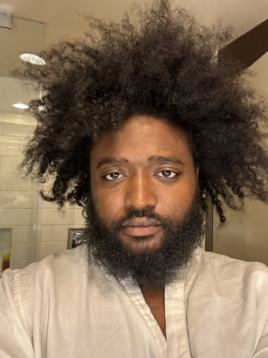 namesdy's tweet photo. Cut my hair due to frustration. 

Didn’t know how/try to maintain it myself. And no will to learn routine. 

As it grows - I hope to learn patience and commitment. https://t.co/MfSwvj8q5Y
