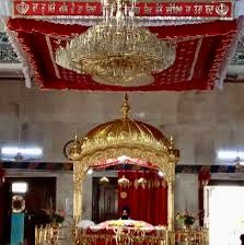 AmarpreetKale's tweet photo. ￼
आज नई दिल्ली स्थित ऐतिहासिक गुरुद्वारा श्री गुरुद्वारा मोती साहिब जी के दर्शन करने का सौभाग्य प्राप्त हुआ।
गुरुद्वारे में मत्था टेका, प्रसाद लिया, धन धन श्री गुरुगोबिंद जी महाराज जी का आशीर्वाद प्राप्त किया और समस्त विश्व के कल्याण की कामना की। 
वाहेगुरु जी की कृपा से आपसी प्यार, सौहार्द , भाईचारा और प्रेम सभी देशवासियों में बना रहें यही मेरी अरदास है। 

#gurudwaraMotiBagh #Delhi #Jamshedpur #Jharkhnad