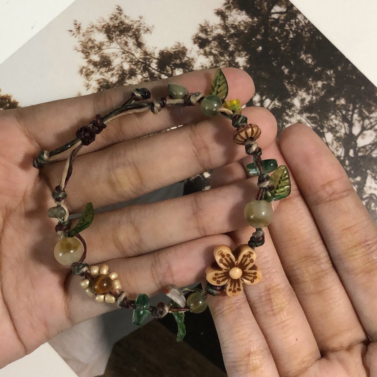 ตัวอย่างงาน custom เชือก3สี

ราคาเริ่มต้น 95฿ 
*งานแบบในรูปมี2เส้น ดีเทลต่างกันนิดหน่อยคับ เส้นละ119฿*
❀ ขนาดข้อมือ 15-20cm ใส่ได้ (หากข้อมือใหญ่หรือเล็กกว่านี้แจ้งได้คับ)

ค่าส่ง40

𓇢𓆸 รับcustomนะคับ

#กำไล #กำไลข้อมือ #กำไลลูกปัด #กำไลเชือก  #เชือกเทียนถัก #กำไลเชือกเทียน