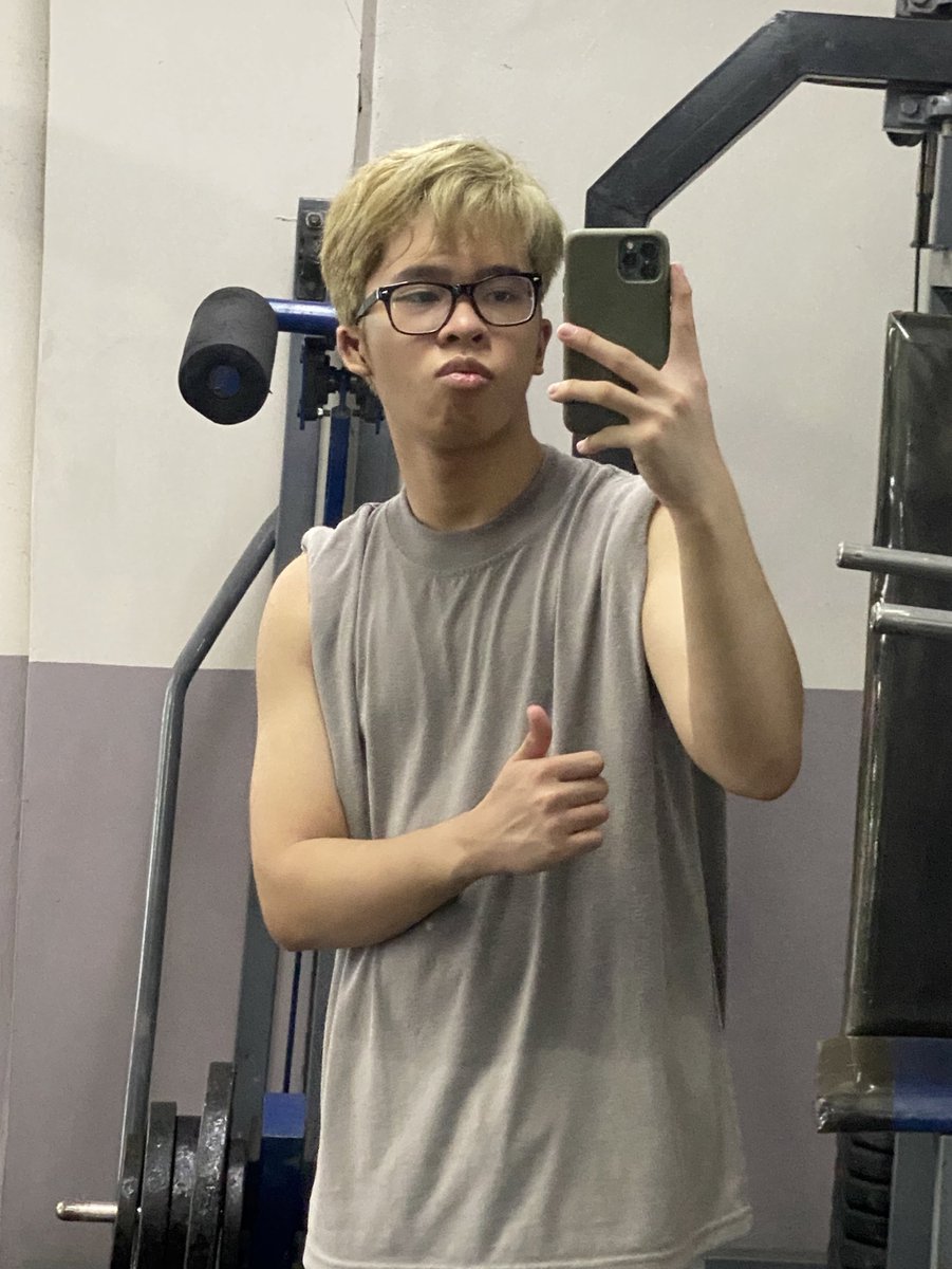 manic pixie ben tweet media