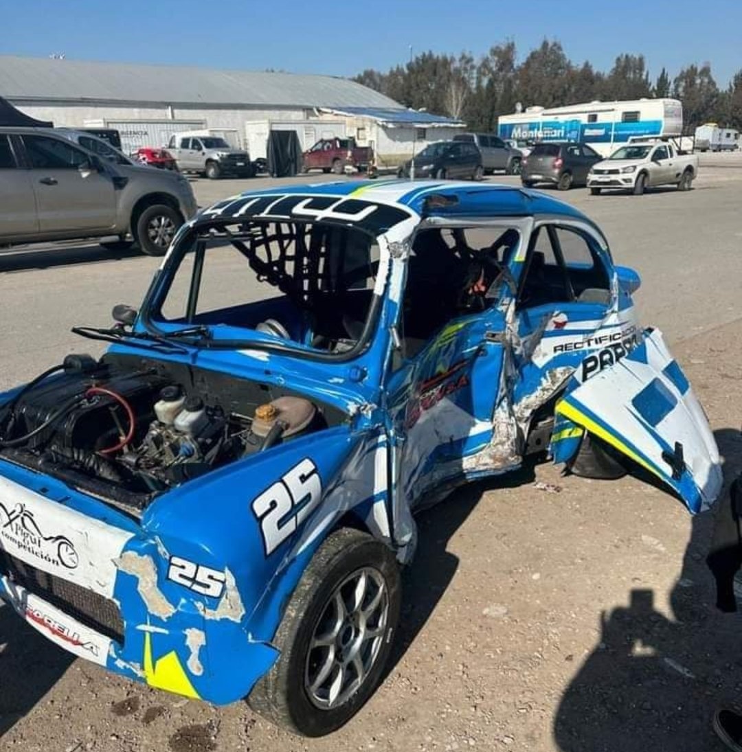 mundosportextra's tweet photo. Tristeza en nuestro querido deporte, a raíz del fuerte golpe que sufrió ayer se conoce hoy la triste noticia del fallecimiento del piloto Alfredo Picardi, disputando una fecha de la Fiat 1.4 en La Plata. Nuestras más  sinceras condolencias a su familia. Q.E.P.D. https://t.co/E3Ovyhz3N8