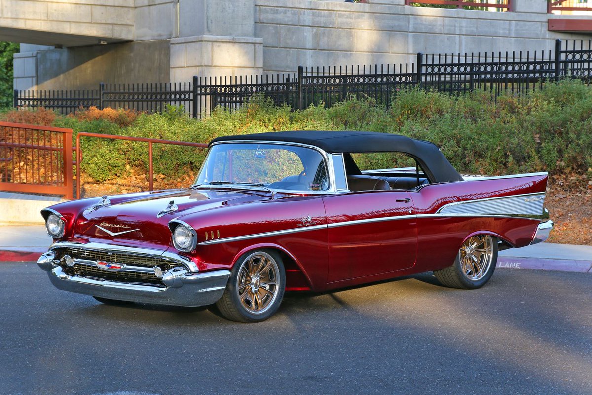 HotAugustNights's tweet photo. 2 MORE EPIC QUALIFIERS FOR THE HAN EVENT SERIES:
🔥 Fernley 4th of July Parade &amp; Car Show: Renée V., 1970 Dodge Challenger R/T
🔥 2024 Townsmen Car Show: Charlie &amp; Alanna B., 1957 Chevrolet Belair Convertible
➡️ Presented by @Championchevynv: https://t.co/eNW7PFEGYM https://t.co/IczUzYcRJ0