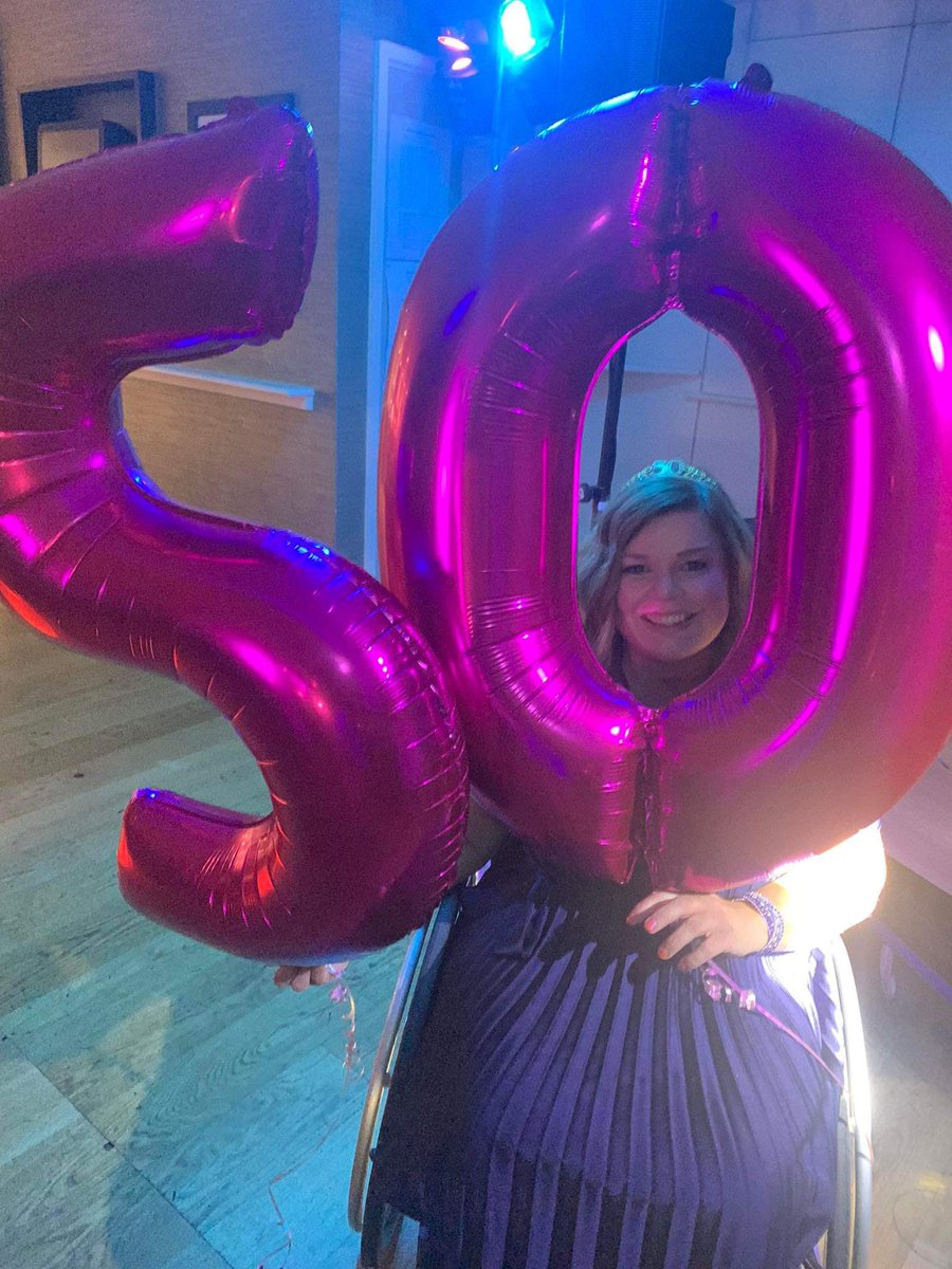 laura Le Maitre tweet media