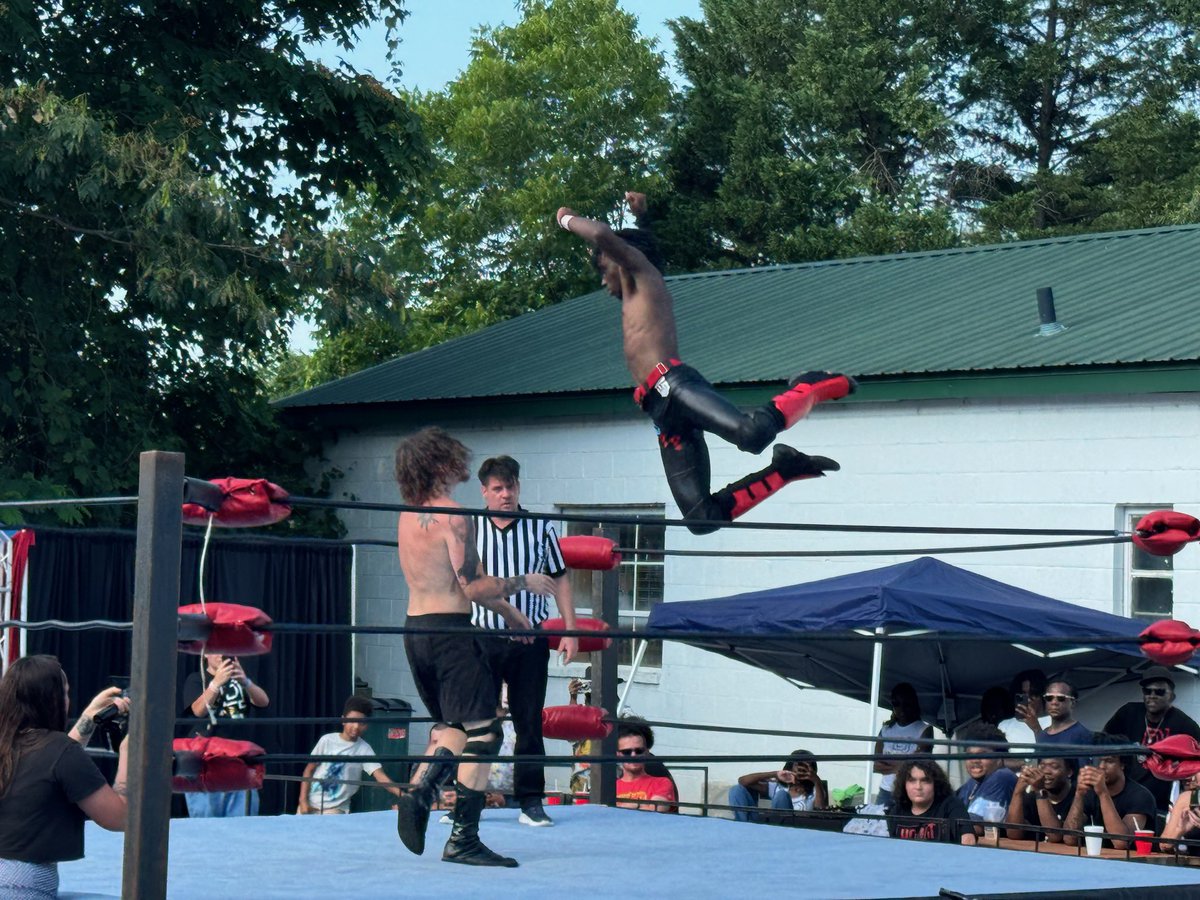 DJ Springs tweet media