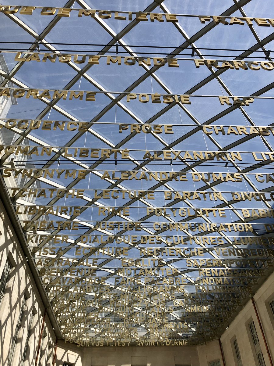Ibra_Amirat's tweet photo. Super animation à La Cité Internationale de la langue française 🇫🇷 1/ https://t.co/yIU9keS5P0