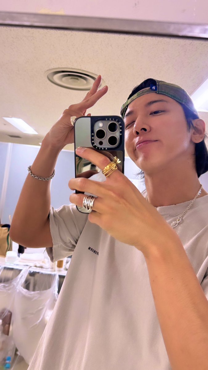 JYHeffect's tweet photo. 이틀동안 너무 즐거웠어용💯🫶 봐도 봐도 볼때마다 더 재밌게 즐겨주는 여러분 🥹 ㅅㄹㅎㅇ 

아... 왜여🙄 https://t.co/iLjpqeOs8j