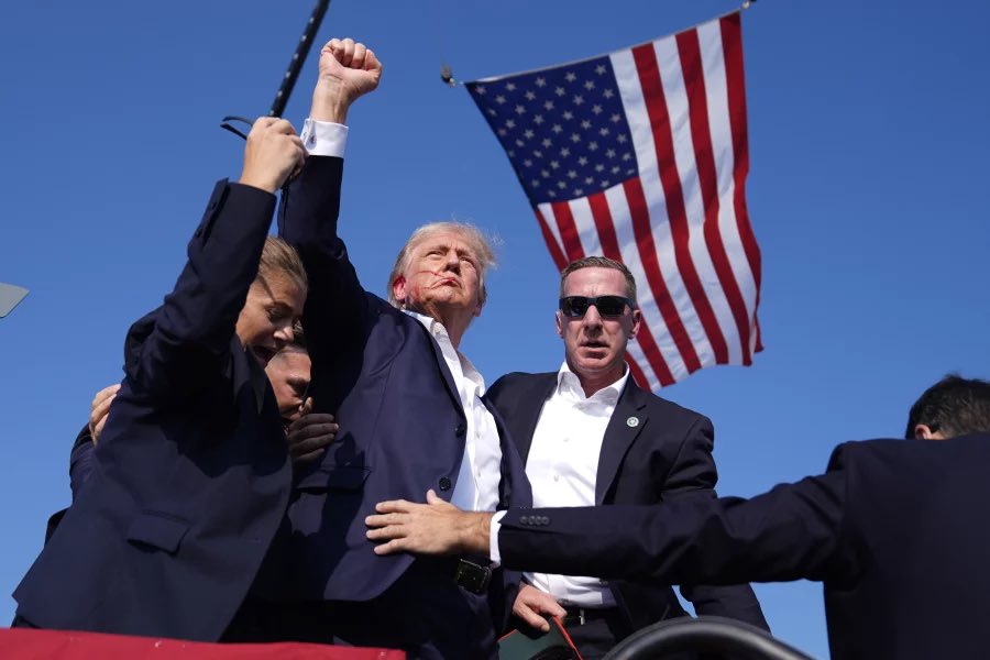 MrClarksHistory's tweet photo. VOTES not VIOLENCE! If you believe, killing your political opponents or arresting, those who have different viewpoints is the answer, you are the threat to democracy! https://t.co/N79V4C5kHu
