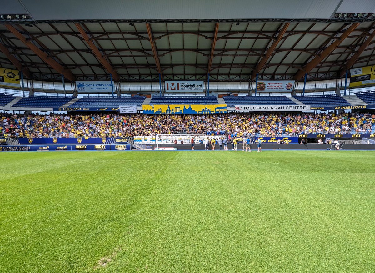 FCSM_officiel's tweet photo. 🥹 𝗨𝗻 𝗮𝗻 𝗮𝗽𝗿𝗲̀𝘀, 𝗾𝘂𝗲 𝗱𝗲 𝗰𝗵𝗲𝗺𝗶𝗻 𝗽𝗮𝗿𝗰𝗼𝘂𝗿𝘂 𝗱𝗲𝗽𝘂𝗶𝘀…

Sochaux vivra, encore et encore ! Gloire à nos couleurs 💛💙 https://t.co/YMUjDzerNV