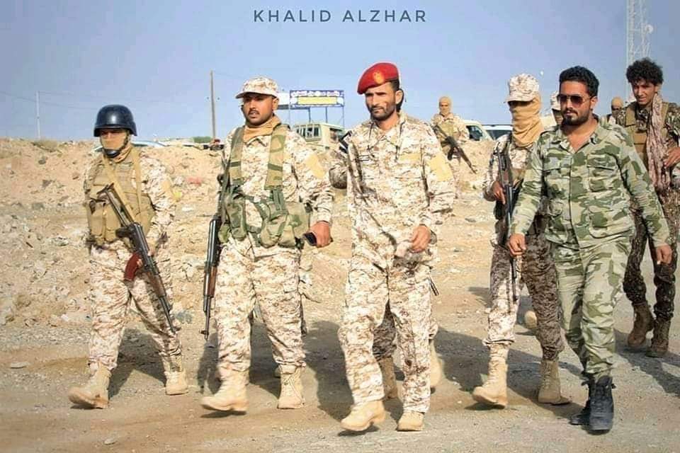 غبن قلبي على ذي كان وقت الهجومي
كلمته لا نطقها يصبح الحيد مقسوم .