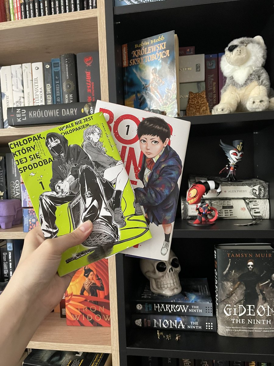 hideyhahooha's tweet photo. book haul warszawski https://t.co/bktnfxTqLp
