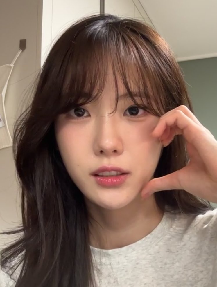 elludadeok's tweet photo. ☺️🤍 https://t.co/8IkOSGEzkC