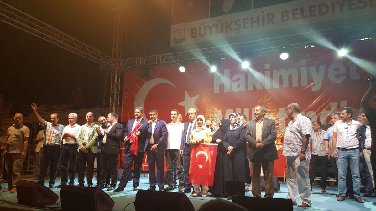 mstfa_arslan's tweet photo. Bir arada millet olmanın ve zulme karşı mücadele etmenin şan ve şerefini hatırlatan önemli bir tarihtir 15 Temmuz ! 
15 Temmuz  hain işgal girişiminin 8.yıl dönümünde şehitlerimizi ve kahraman gazilerimizi şükranla anıyorum. https://t.co/SHCvGsjKio