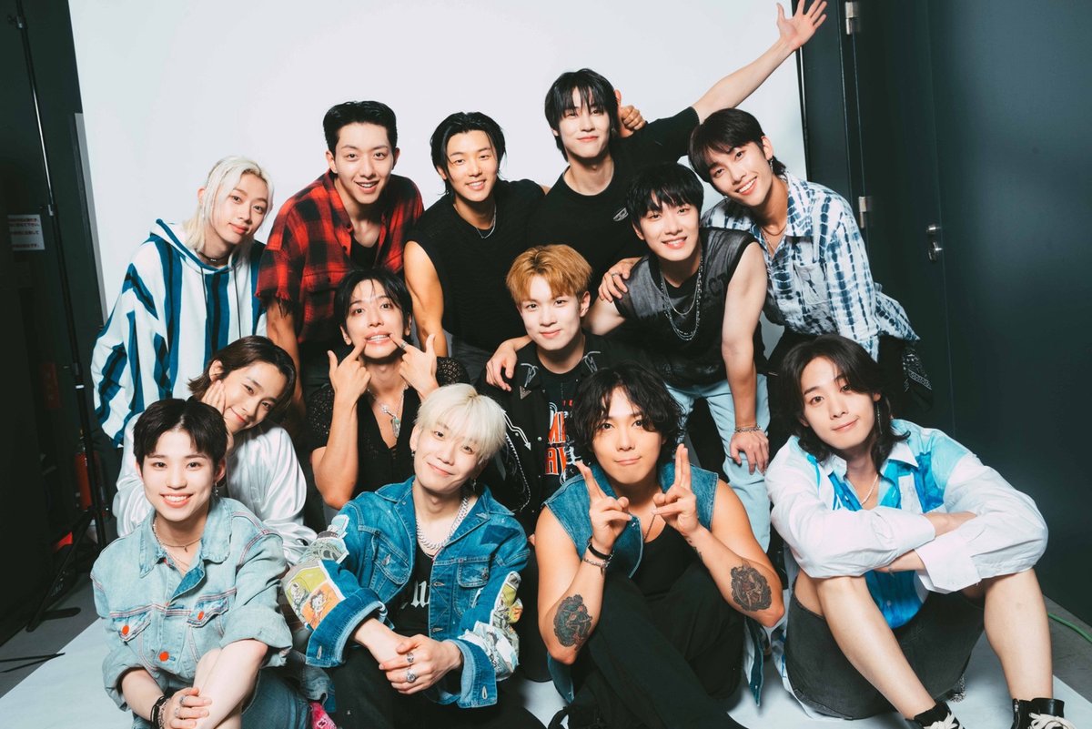 cnblue_japan's tweet photo. ＼FNC BAND KINGDOM 2024／
DAY2終了!!📢

2日間、みなさんの盛り上がりが最高でした!!🤘
みなさんと熱い夏を一緒に過ごすことができて幸せでした😉✨来年の夏、また会いましょう❤️‍🔥

#FNCBANDKINGDOM #CNBLUE https://t.co/QlEfkJNTVe