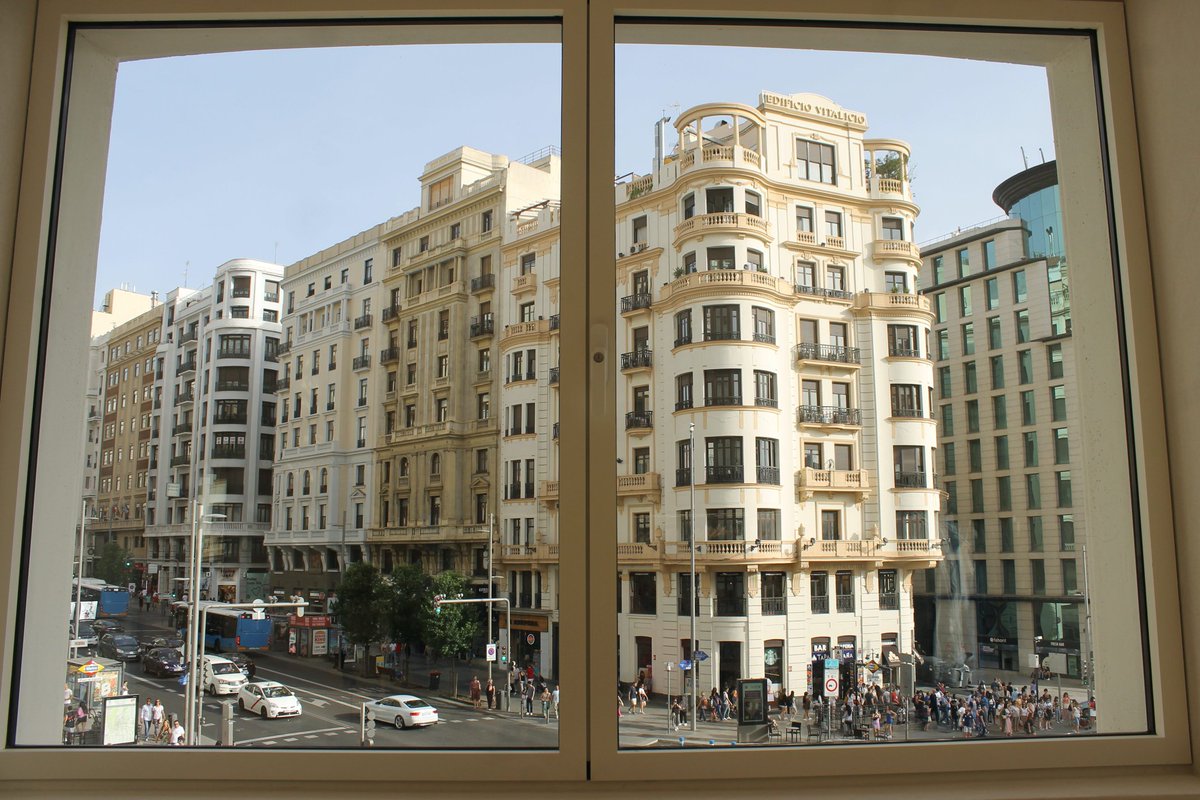 Ventanas a la Gran Vía
#Madrid