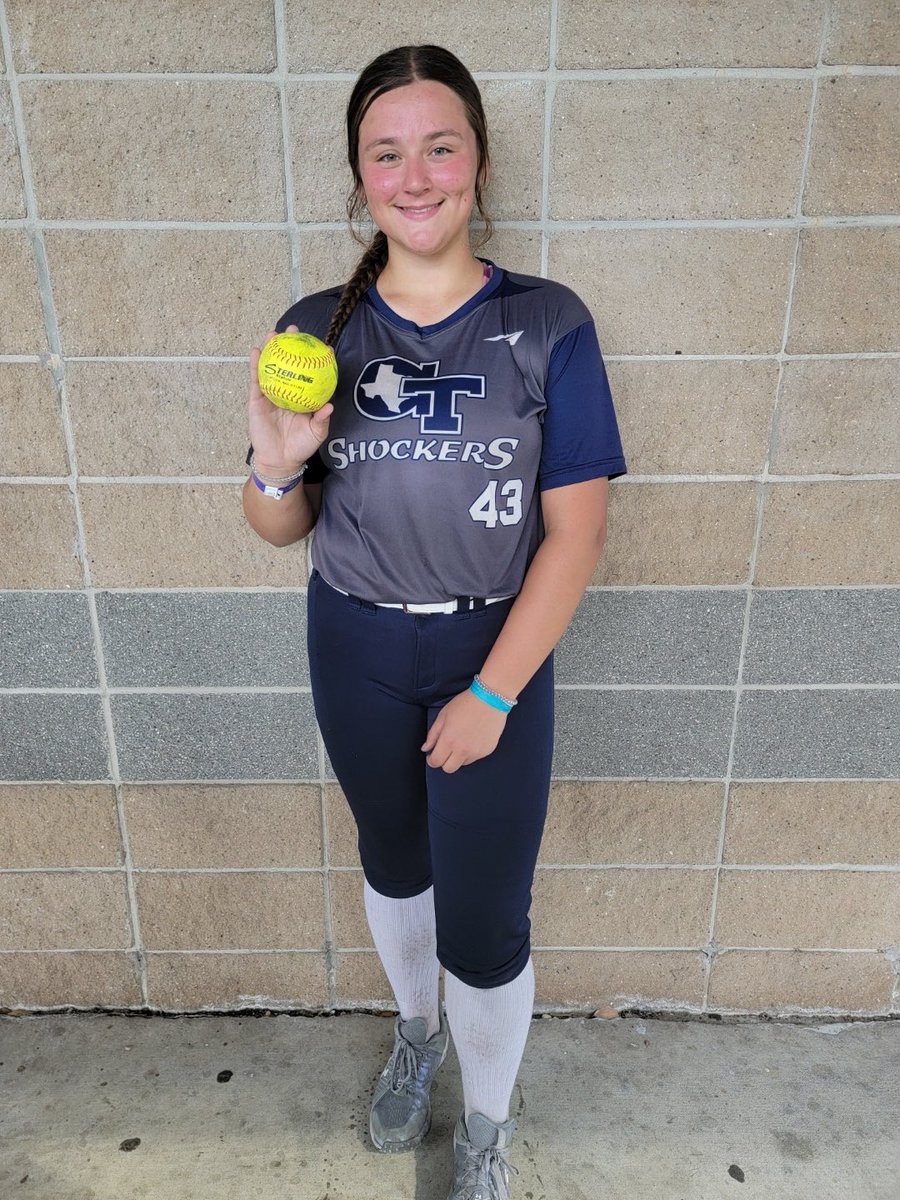 Madagyn with a huge 3-run Homerun on the first day in Sulphur. Looking forward to more! Shockers play at 9:40! #shockerproud <a href="/MadagynBoudoin/">Madagyn Boudoin 2026</a>