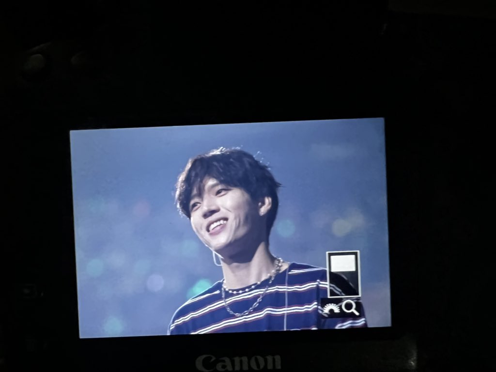 12centimeter's tweet photo. The encore of encore that never ends thank you for tonight 😭❤️♾️ https://t.co/XfLQiJeYjI
