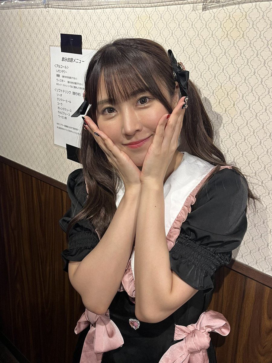 0Qdk5's tweet photo. 最後の、岩見彩乃プロと坂本詩緒里プロとの写真の時、お二人が「すみれちゃーん、ご指名入りましたー」って大仲純怜プロも呼んでくださいました😆
澤田春花プロ、スーパーメンバーラジオでオフ会の話聞き逃してすいません😂
熊本美和さん、ろくたんさんともお久しぶりでした✨
#ロシアップライブ2024 https://t.co/RF8nKHz59V
